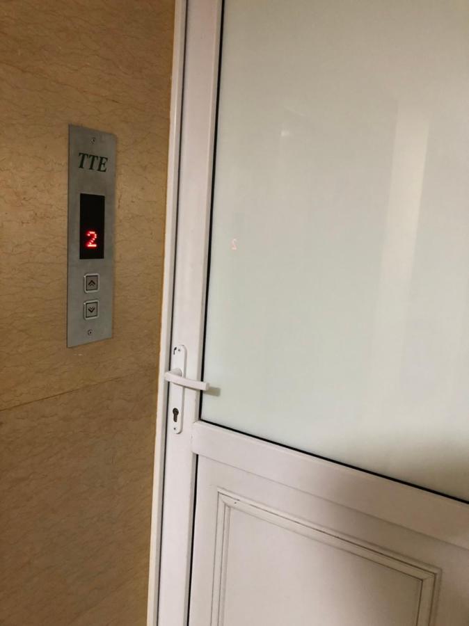 Trangtien Hostel Hanoi Bagian luar foto